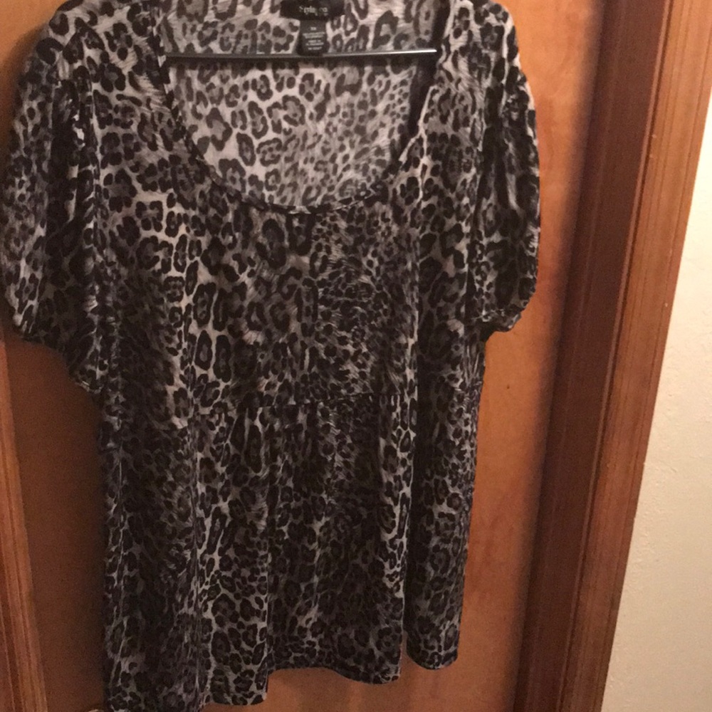 Style &Co polyester/ spandex knit top